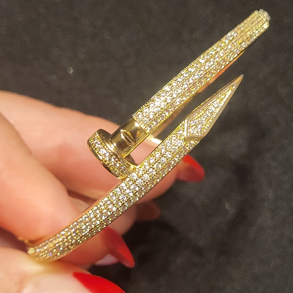 14k GOLD plated with rhinestone Nail Bracelet absolutely stunning!! - Picture 3 of 12